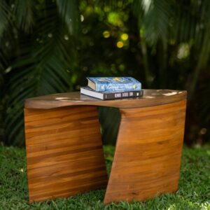 Alternative view of Velero Side Table