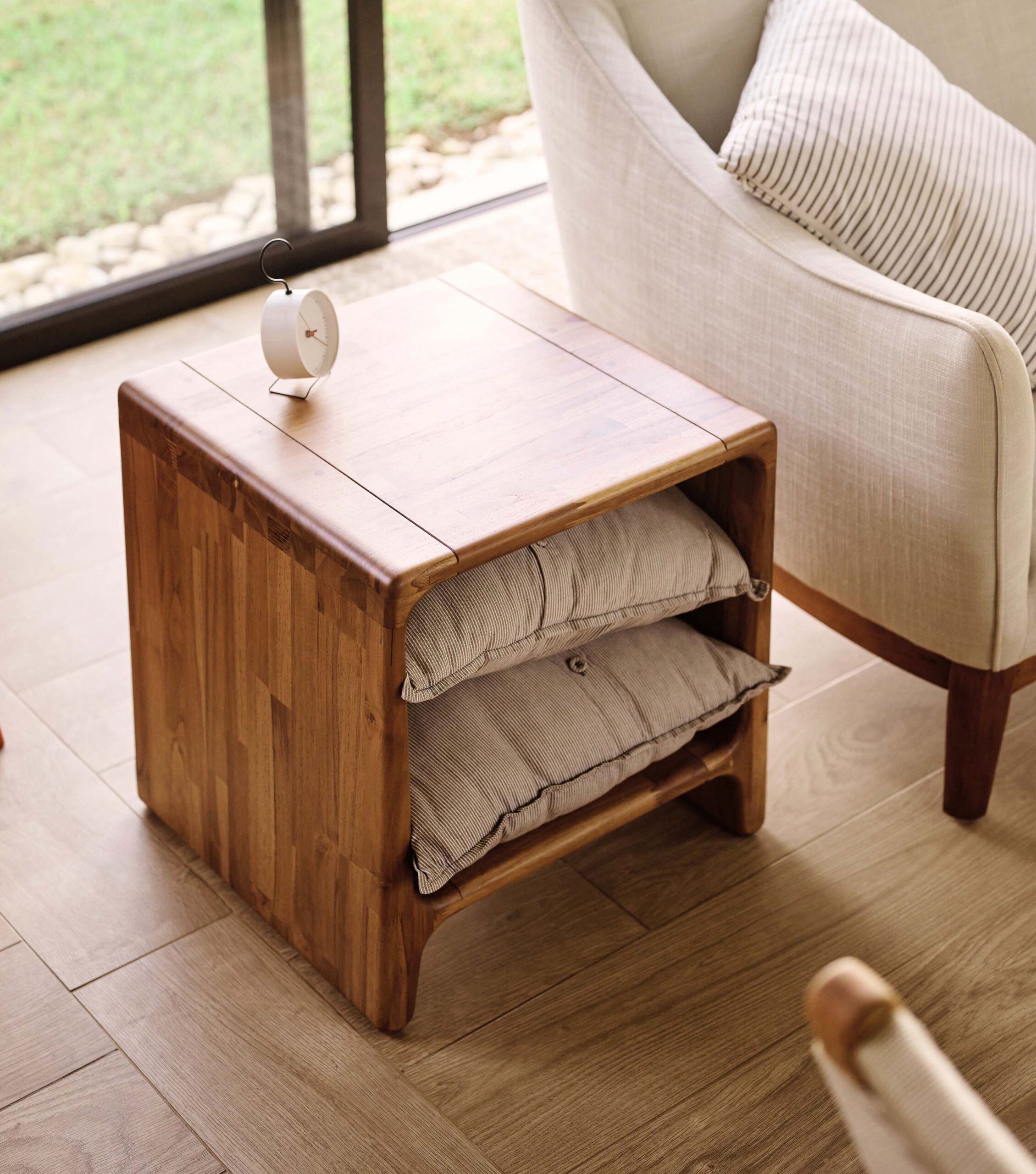 Campana Side Table - Image 2