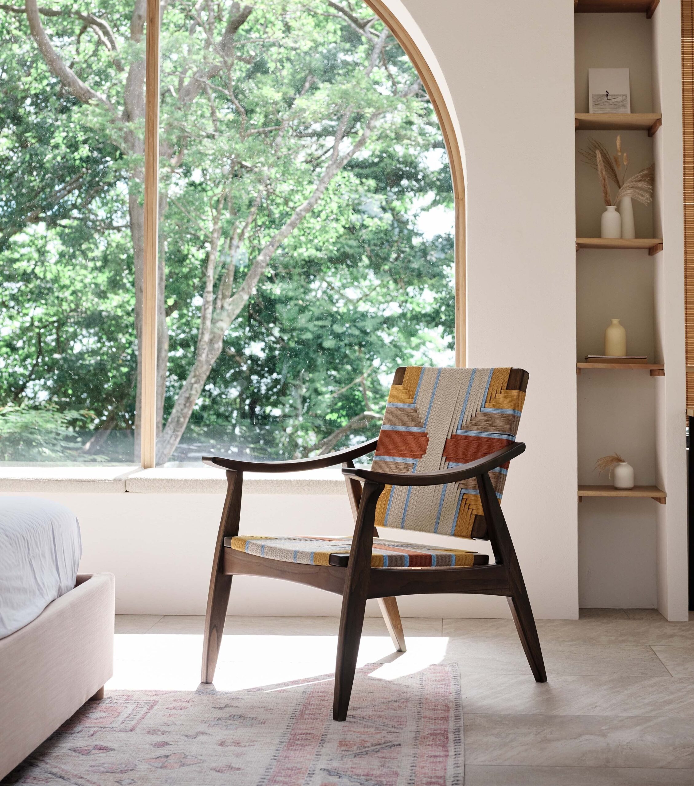 Izapa Armchair | Pearl Lagoon Pattern - Image 3